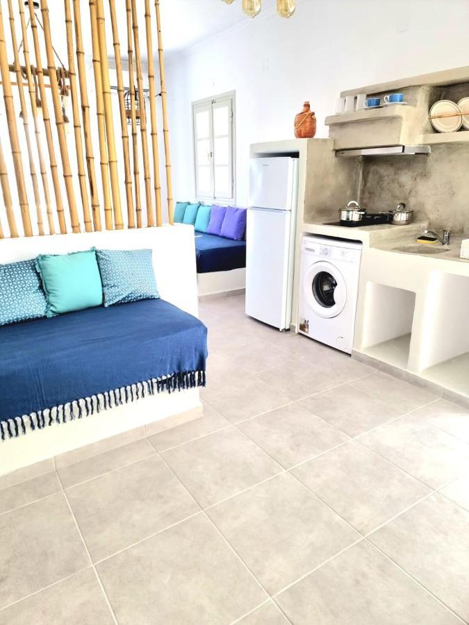 Joannes Vacation Rooms アダマス エクステリア 写真