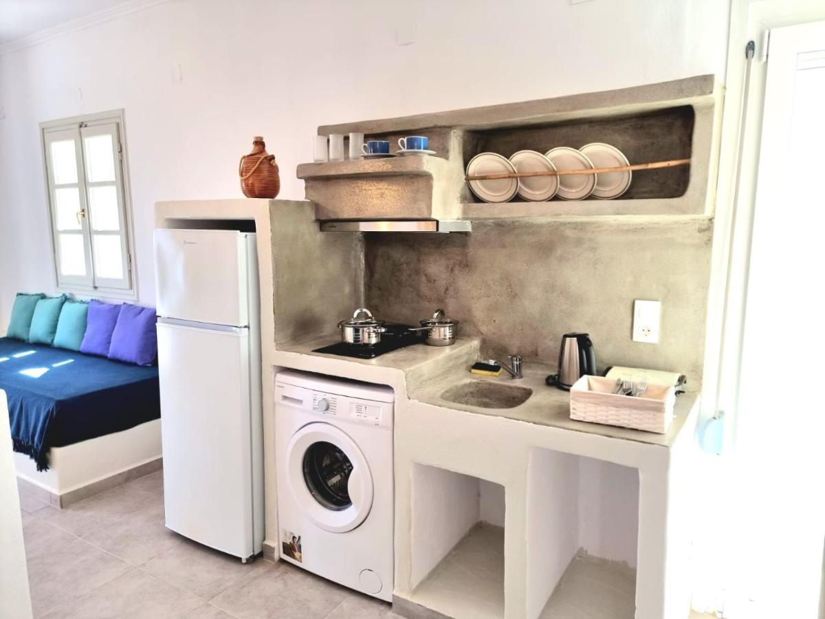 Joannes Vacation Rooms アダマス エクステリア 写真