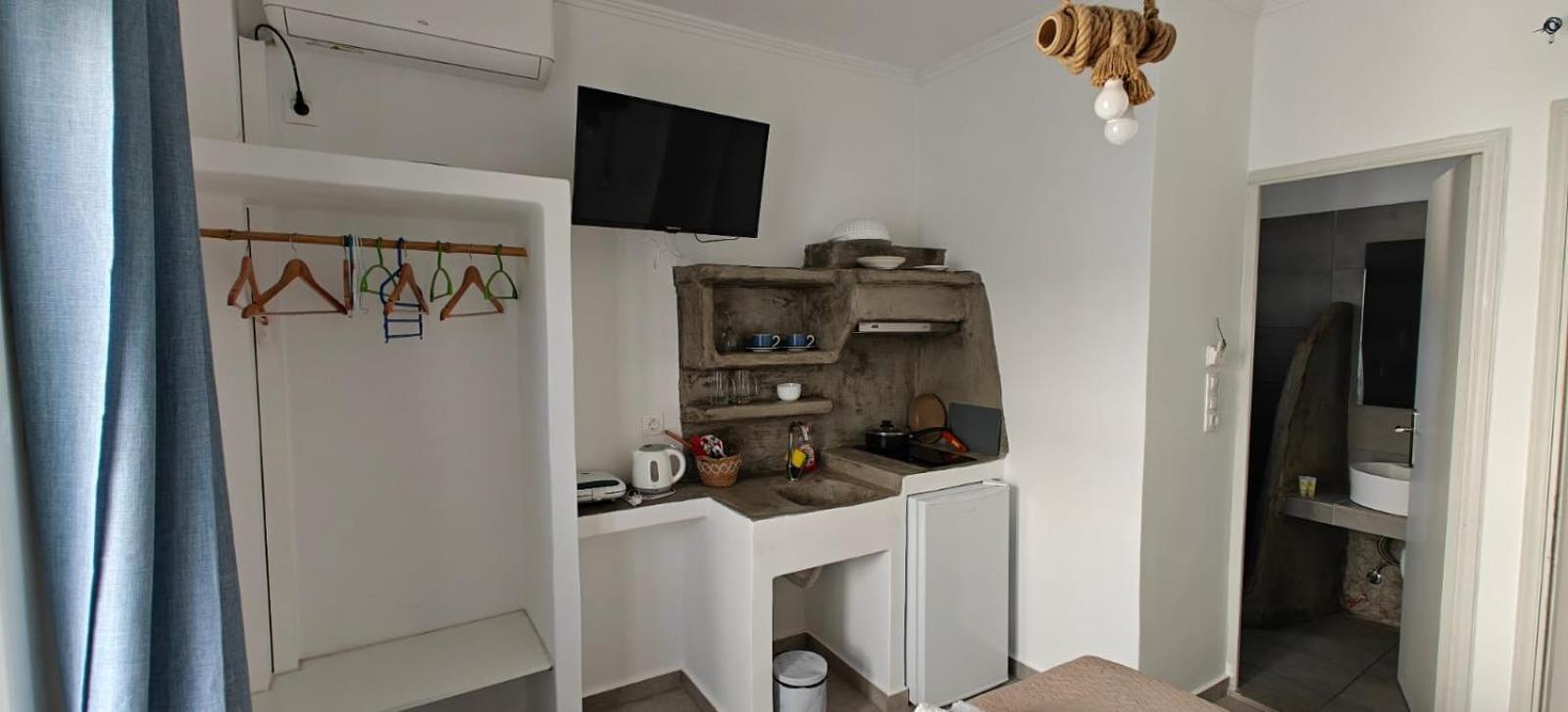 Joannes Vacation Rooms アダマス エクステリア 写真