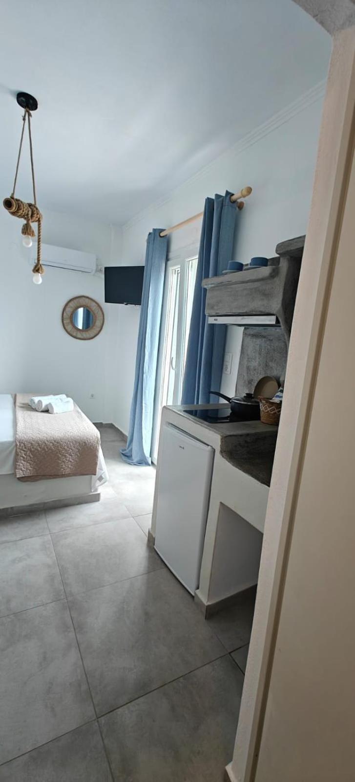 Joannes Vacation Rooms アダマス エクステリア 写真