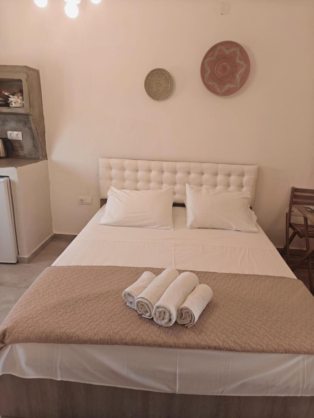 Joannes Vacation Rooms アダマス エクステリア 写真